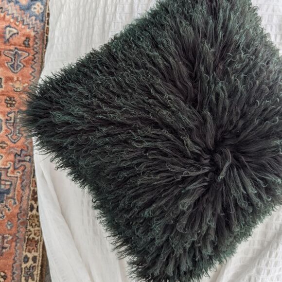 Mongolian Fur Pillow - Picture 1 of 7
